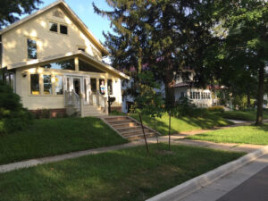college hill neighborhood cedar falls iowa